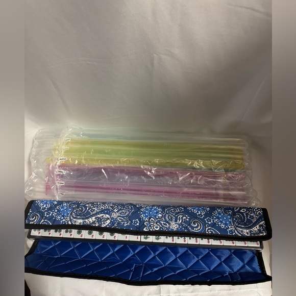 Blue Floral Mahjong Complete Set with Carrying Case - Picture 6 of 13